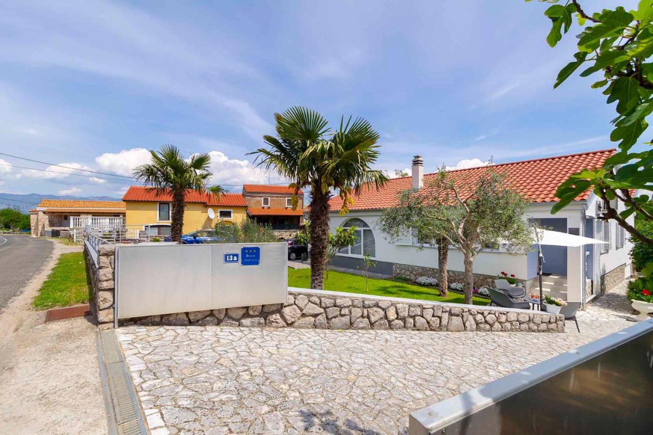 Apartments In Silo/Insel Krk 13443 Exterior foto